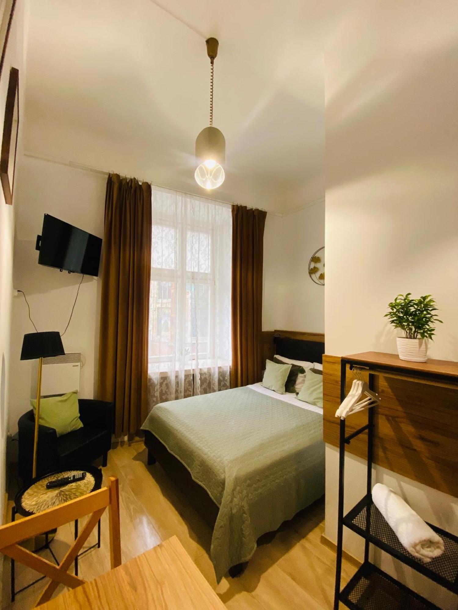 Krakow Apartments & Rooms Экстерьер фото