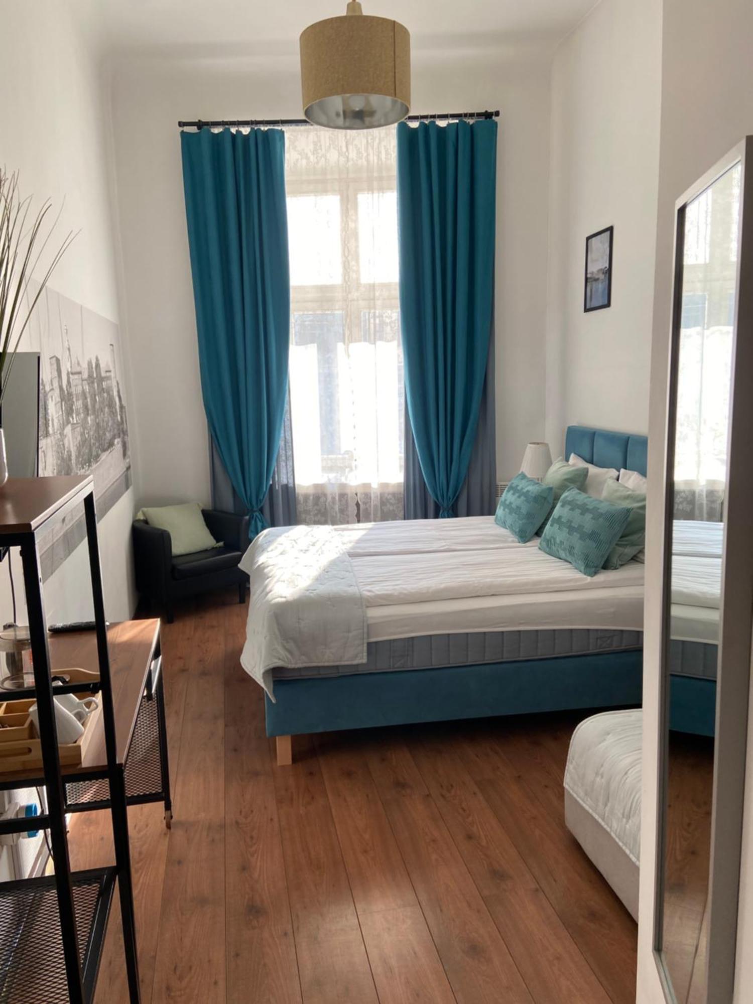 Krakow Apartments & Rooms Экстерьер фото